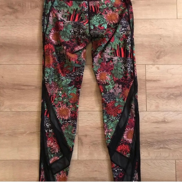 Lululemon Wunder Under Hi-Rise Tight Mesh Zen Garden Multi 28” size 8 - Picture 7 of 10